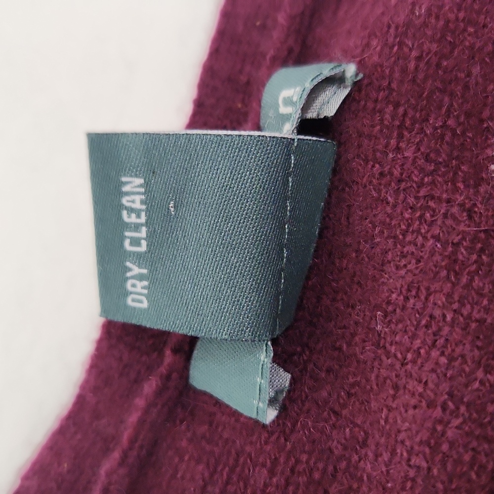 Griffen 100% Cashmere Crewneck Sweater Fringe Hem Burgundy Maroon Lightweight - Picture 10 of 13
